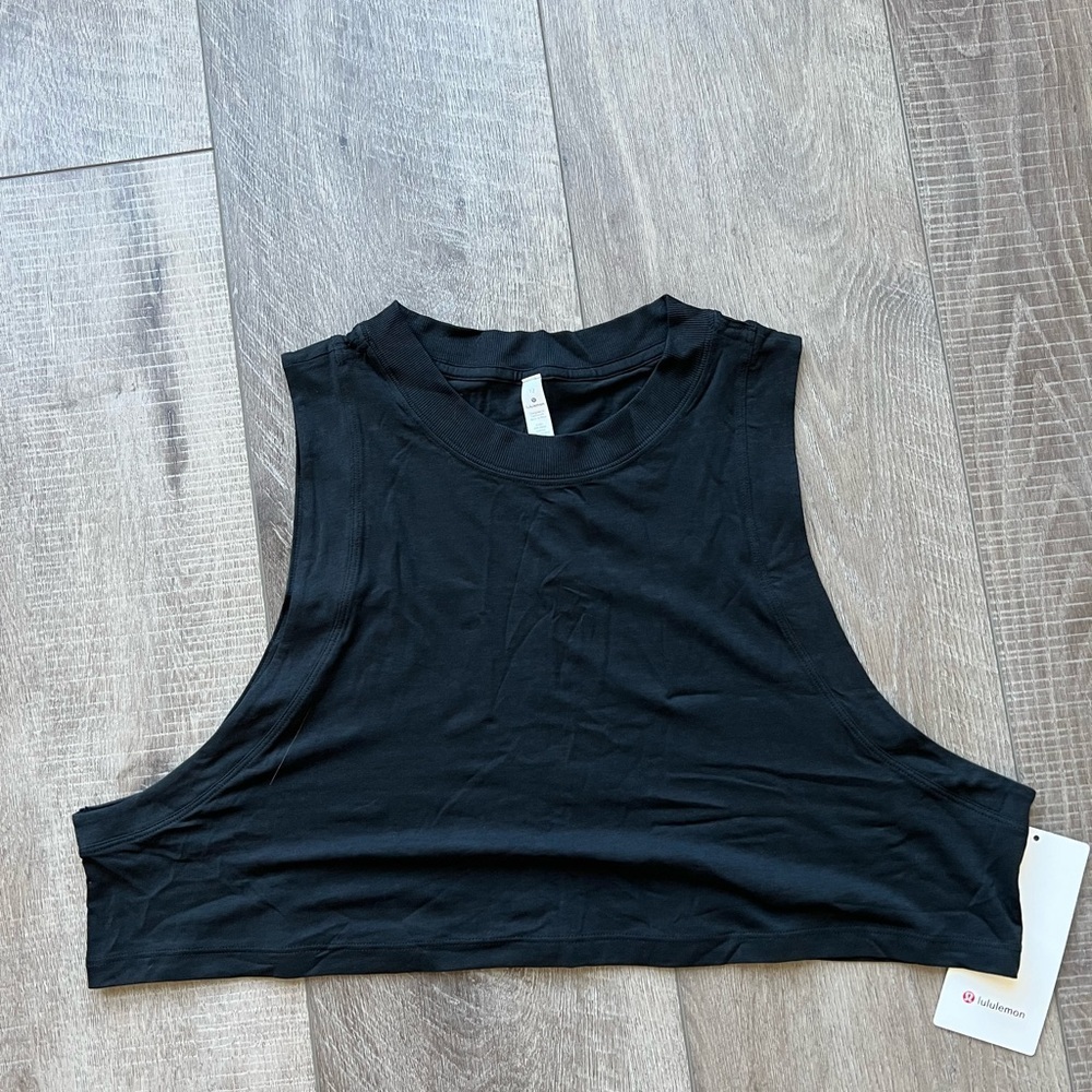 Lululemon All Yours Boyfriend Crop Tank in Black Size 12